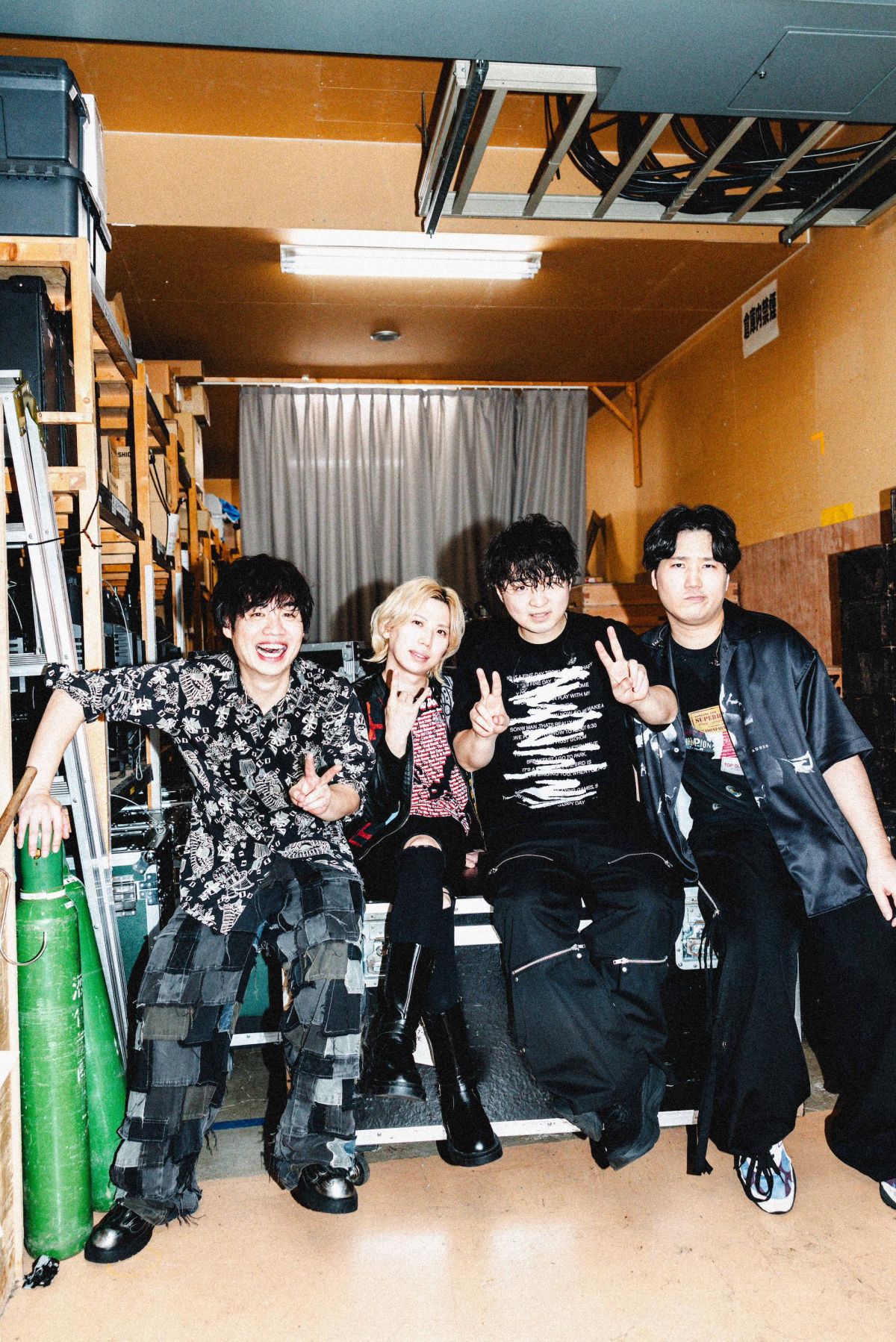 Official髭男dism ファンクラブ「Stand By You」