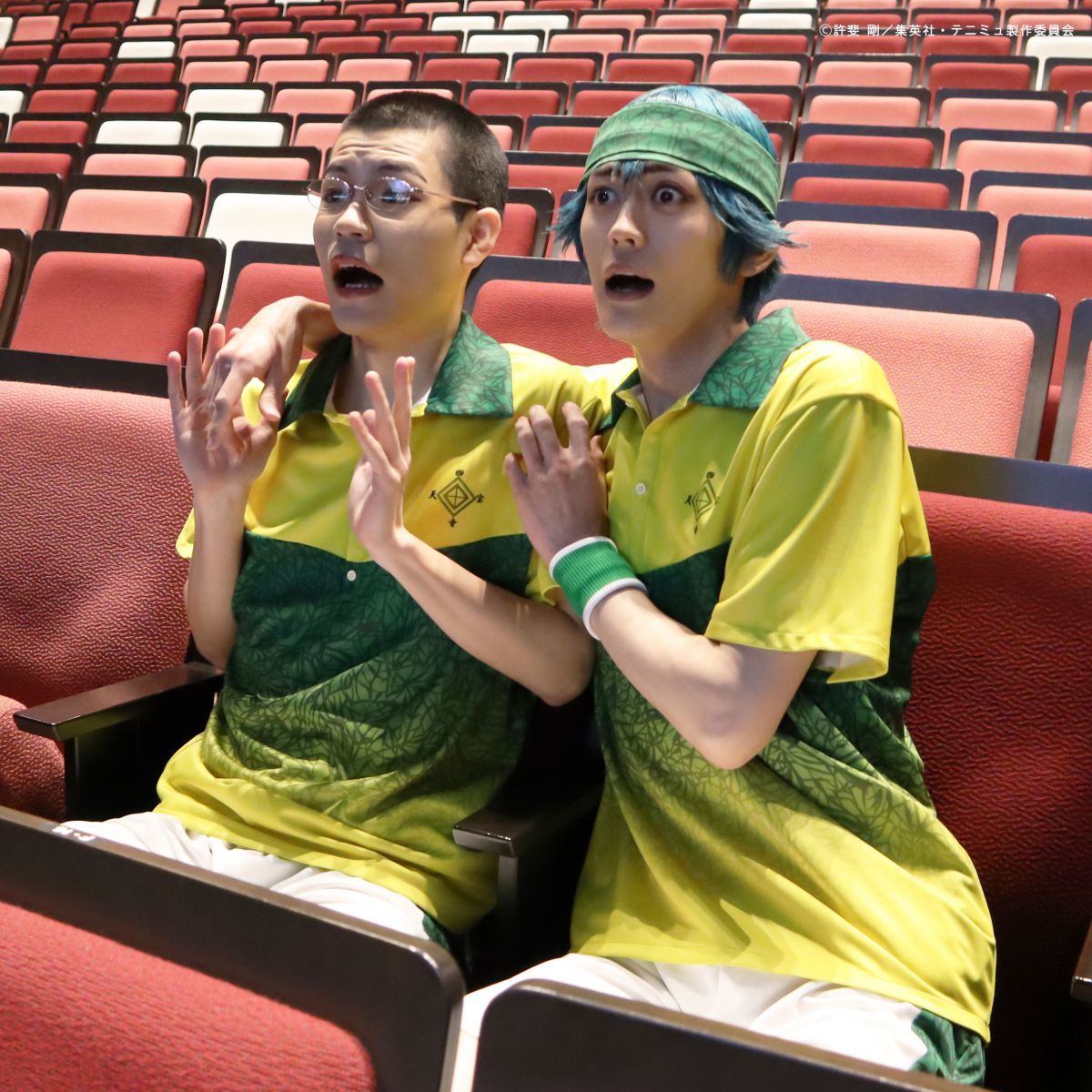 四天宝寺 金色小春くん＆一氏ユウジくんの客席での1枚📸