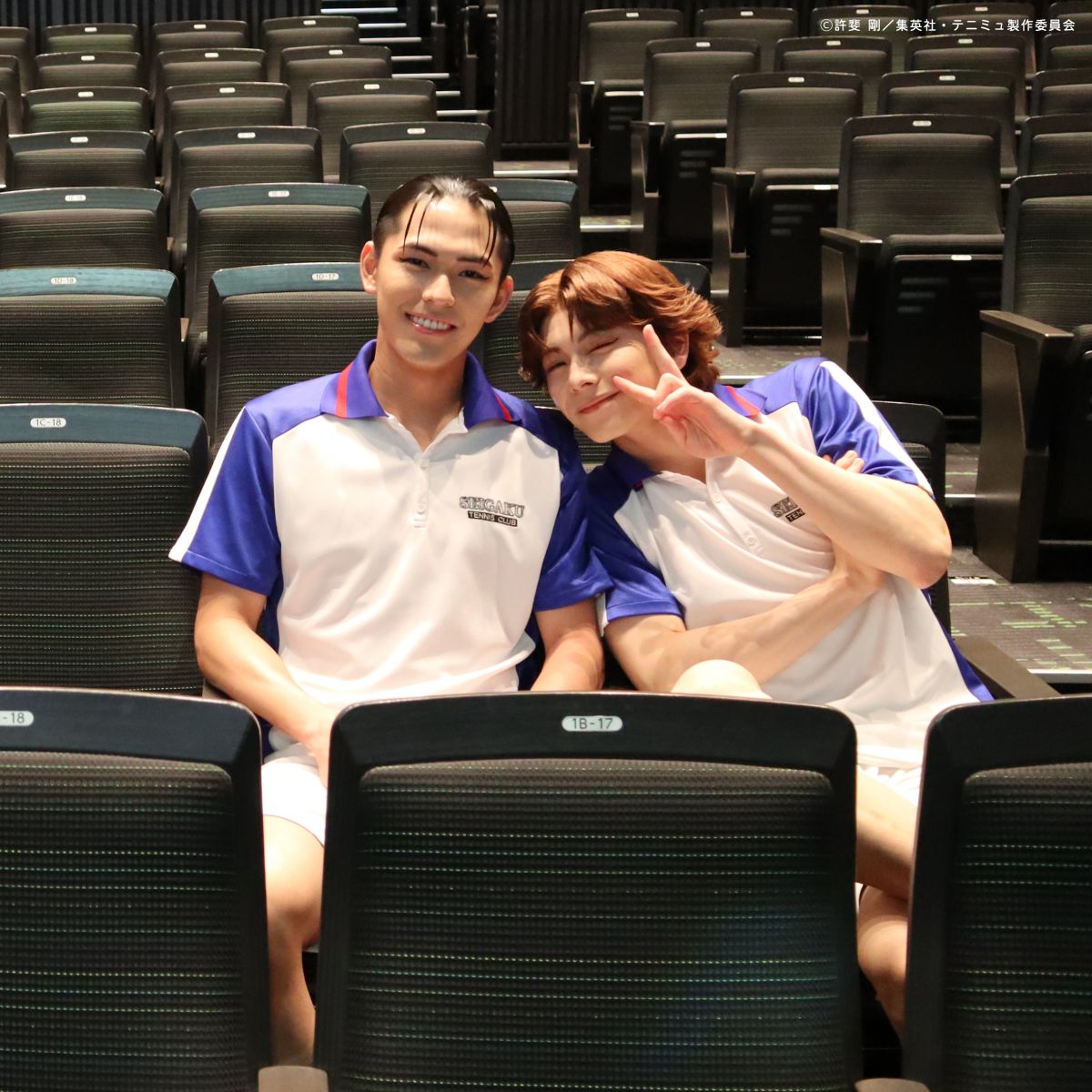青学 大石秀一郎くん＆菊丸英二くんの仲良しな1枚✨